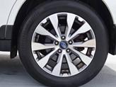 Thumbnail of 2018 Crystal White Pearl Subaru Outback