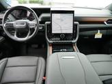 Thumbnail of 2025 Summit White GMC Yukon