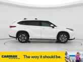 Thumbnail of 2021 White Toyota Highlander