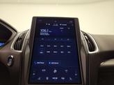 Thumbnail of 2022 Silver Ford Edge