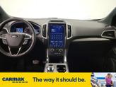 Thumbnail of 2022 Silver Ford Edge