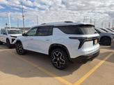 Thumbnail of 2026 Polar White Tricoat Chevrolet Traverse