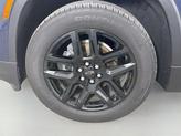 Thumbnail of 2022 Northsky Blue Metallic Chevrolet Traverse