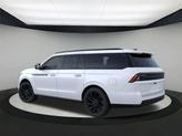 Thumbnail of 2025 Pristine White Metallic Tri-Coat Lincoln Navigator