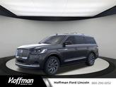Photo of 2024 Starlight Gray Metallic Premium Colorant Lincoln Navigator