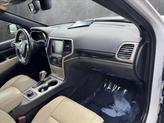 Thumbnail of 2016 Bright White Clearcoat Jeep Grand Cherokee