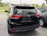 Thumbnail of 2018 Midnight Black Metallic Toyota Highlander