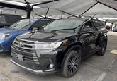 Thumbnail of 2018 Midnight Black Metallic Toyota Highlander
