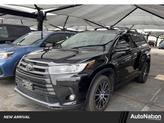 Photo of 2018 Midnight Black Metallic Toyota Highlander