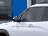 Thumbnail of 2026 Iridescent Pearl Tricoat Chevrolet Trailblazer