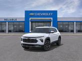 Thumbnail of 2026 Iridescent Pearl Tricoat Chevrolet Trailblazer