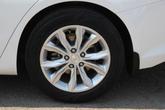 Thumbnail of 2020 Summit White Chevrolet Malibu