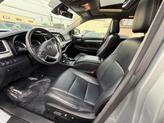 Thumbnail of 2017 Celestial Silver Metallic Toyota Highlander