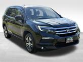 Thumbnail of 2017 Black Honda Pilot