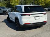 Thumbnail of 2023 Bright White Clearcoat Jeep Grand Cherokee