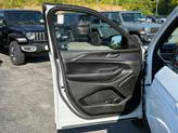 Thumbnail of 2023 Bright White Clearcoat Jeep Grand Cherokee