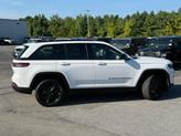 Thumbnail of 2023 Bright White Clearcoat Jeep Grand Cherokee
