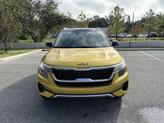 Thumbnail of 2023 Starbright Yellow/Black Roof Kia Seltos