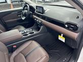 Thumbnail of 2025 Platinum White Pearl Honda Pilot