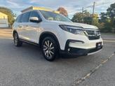 Thumbnail of 2019 White Diamond Pearl Honda Pilot
