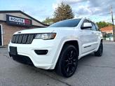 Photo of 2019 Bright White Clearcoat Jeep Grand Cherokee