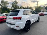 Thumbnail of 2019 Bright White Clearcoat Jeep Grand Cherokee