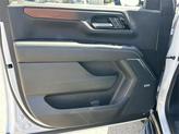 Thumbnail of 2025 Summit White GMC Yukon XL