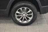 Thumbnail of 2020 Diamond Black Crystal Pearlcoat Jeep Cherokee