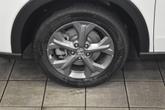 Thumbnail of 2026 Platinum White Pearl Honda HR-V