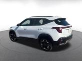 Thumbnail of 2025 Snow White Pearl Kia Seltos