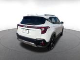 Thumbnail of 2025 Snow White Pearl Kia Seltos