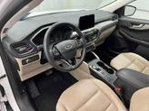 Thumbnail of 2022 Star White Metallic Tri-Coat Ford Escape