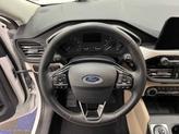 Thumbnail of 2022 Star White Metallic Tri-Coat Ford Escape