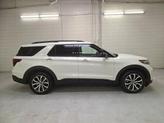 Thumbnail of 2022 Star White Metallic Tri-Coat Ford Explorer