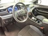 Thumbnail of 2023 Bright White Clearcoat Jeep Grand Cherokee