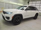 Thumbnail of 2023 Bright White Clearcoat Jeep Grand Cherokee