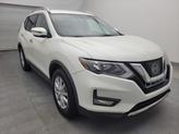 Thumbnail of 2017 White Nissan Rogue