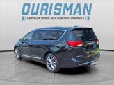 Thumbnail of 2018 Brilliant Black Crystal Pearlcoat Chrysler Pacifica