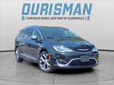 Photo of 2018 Brilliant Black Crystal Pearlcoat Chrysler Pacifica