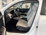 Thumbnail of 2025 Platinum White Pearl Honda HR-V