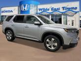 Thumbnail of 2025 Lunar Silver Metallic Honda Pilot