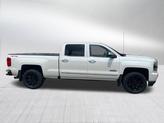 Thumbnail of 2016 Iridescent Pearl Tricoat Chevrolet Silverado 1500