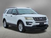 Thumbnail of 2016 Oxford White Ford Explorer