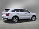 Thumbnail of 2025 White Kia Sorento
