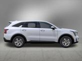Thumbnail of 2025 Glacial White Pearl Kia Sorento