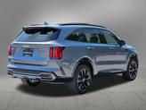 Thumbnail of 2023 Everlasting Silver Kia Sorento