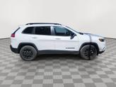 Thumbnail of 2023 Bright White Clearcoat Jeep Cherokee