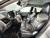 Thumbnail of 2022 Bright White Clearcoat Jeep Cherokee