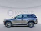 Thumbnail of 2025 Baltic Gray Metallic Clearcoat Jeep Grand Cherokee