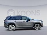 Thumbnail of 2025 Baltic Gray Metallic Clearcoat Jeep Grand Cherokee